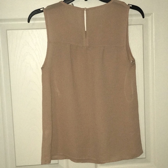 Pink top - Picture 2 of 2